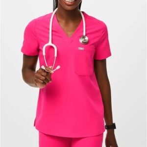 Figs| Shocking Pink | Women’s Catarina Small Scrub Top